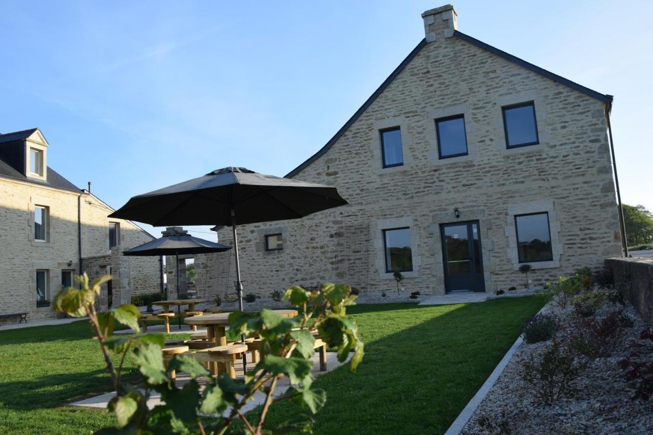 Domaine De Kerbillec Bed & Breakfast Theix Exterior photo